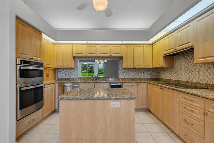 4044 Penshurst Park, Sarasota, FL 34235 - #3