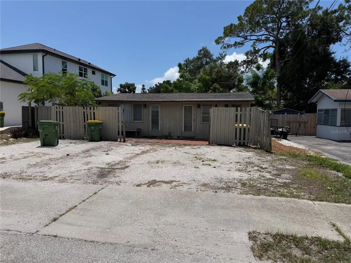 902 Highland St Street, Sarasota, FL 34234 - #1