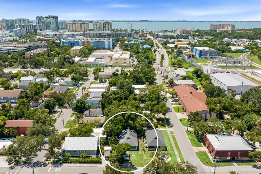 919 Goodrich Avenue, Sarasota, FL 34236 - #2