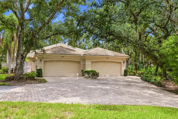 4449 Oakley Greene #1, SARASOTA, FL 34235