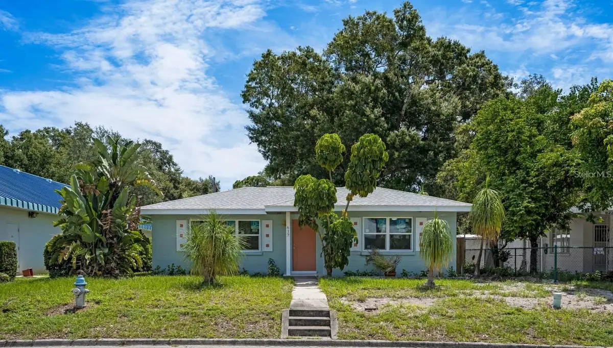 617 26th Street W, Bradenton, FL 34205 - #1