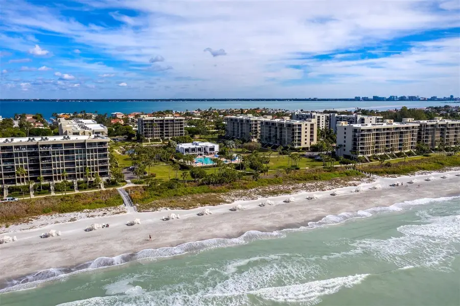 1075 Gulf Of Mexico Drive #205, Longboat Key, FL 34228 - #2