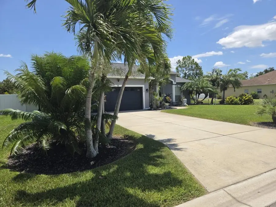 1604 21st Avenue W, Palmetto, FL 34221 - #2