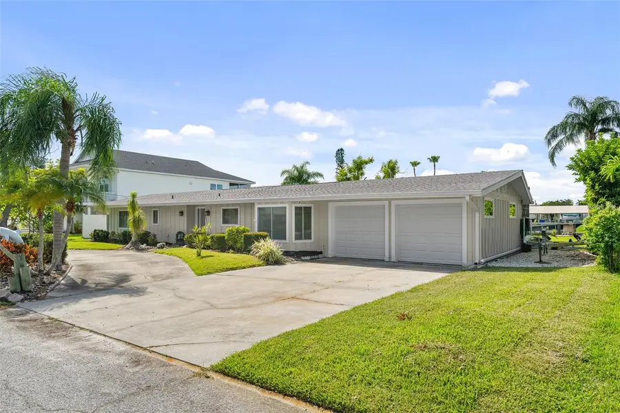 4331 Pompano Lane, Palmetto, FL 34221 - #3