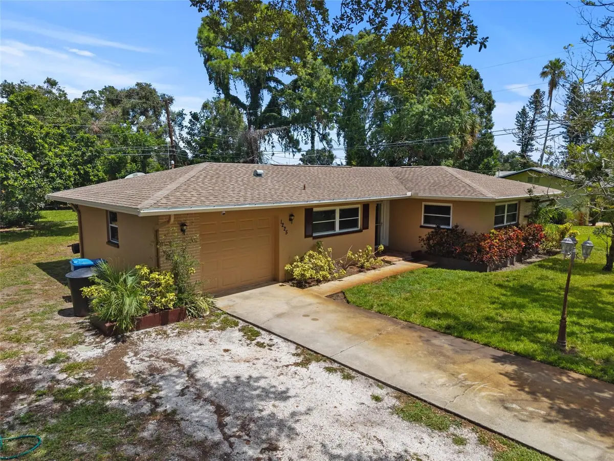 1225 63rd Avenue S, Saint Petersburg, FL 33705 - #1