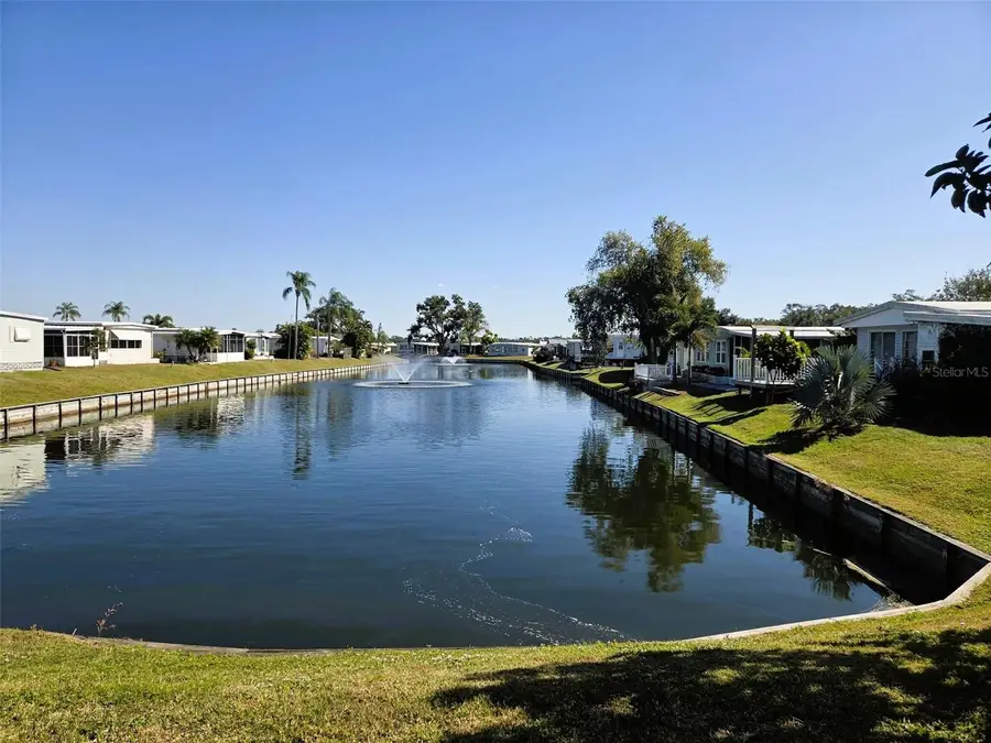 415 Oakwood Boulevard W, Sarasota, FL 34237 - #3