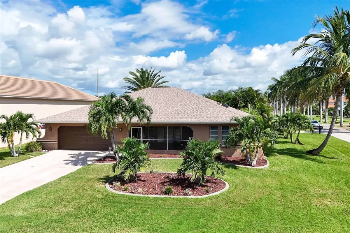 901 SW 51st Terrace, Cape Coral, FL 33914 - #1
