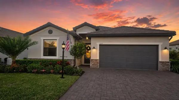 5212 Marina Basin Court, BRADENTON, FL 34211