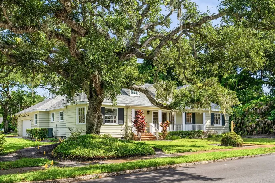 1585 South Drive, Sarasota, FL 34239 - #2