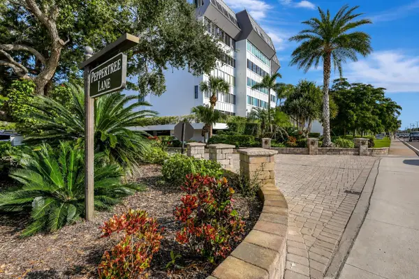 1200 E Peppertree Lane #505, SARASOTA, FL 34242