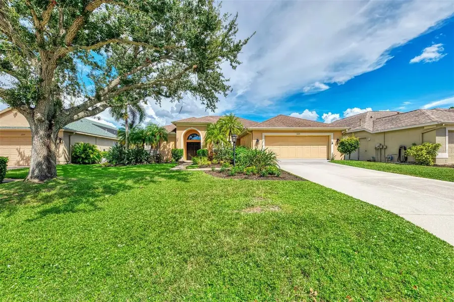 6721 Carlyle Lane, Sarasota, FL 34243 - #2