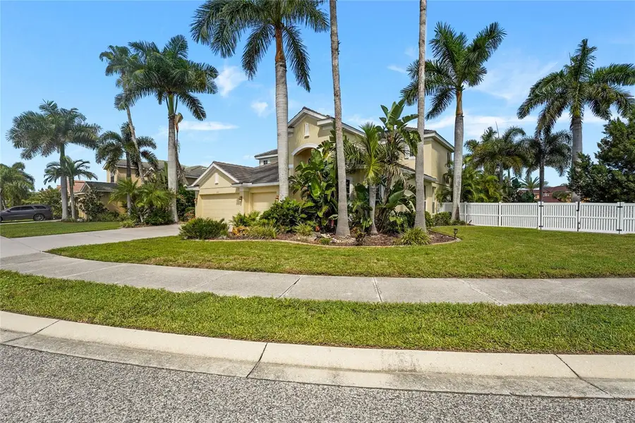1729 Pinyon Pine Dr, Sarasota, FL 34240 - #2