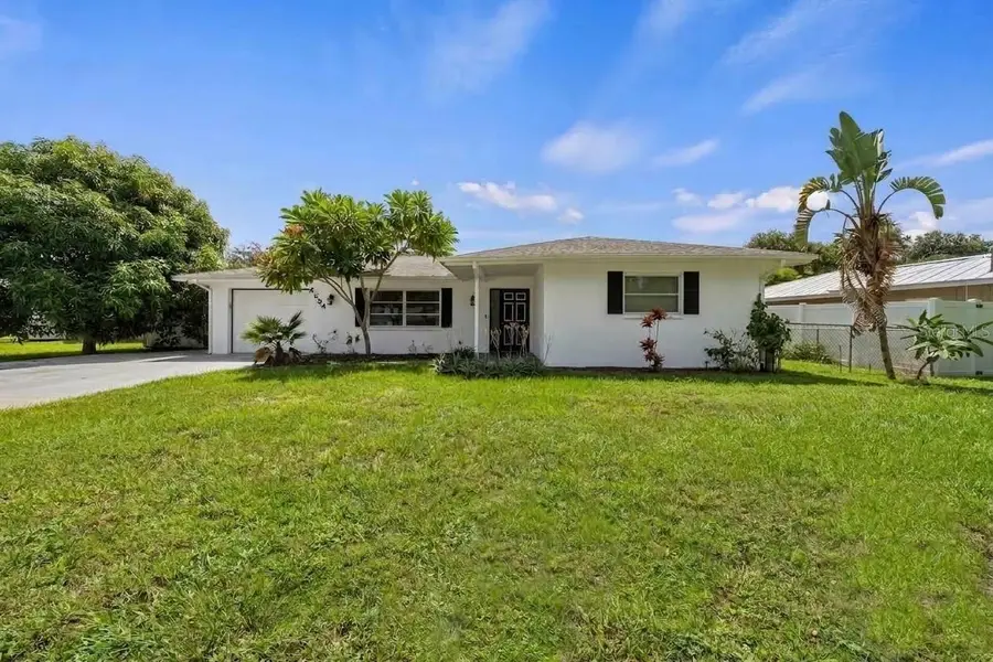 4594 Parnell Drive, Sarasota, FL 34232 - #2
