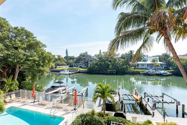 870 Hudson Avenue #870, SARASOTA, FL 34236
