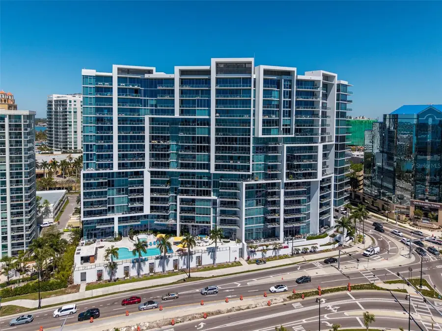 1155 N Gulfstream Avenue #802, Sarasota, FL 34236 - #2