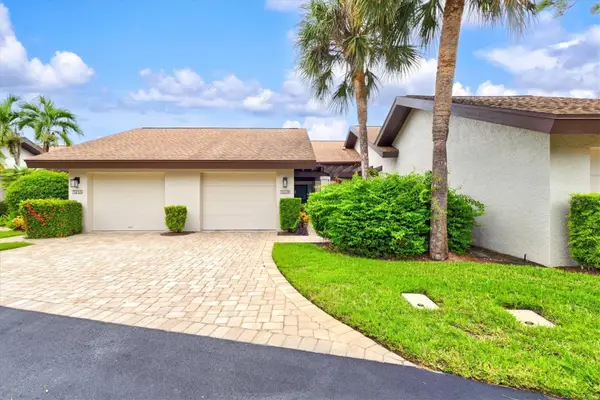 3118 Windrush Bourne #8, SARASOTA, FL 34235