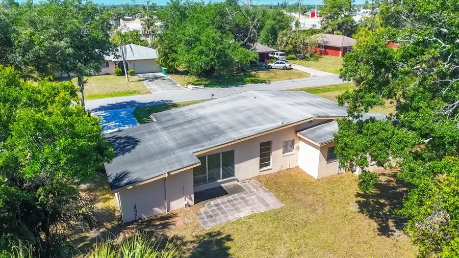 2538 Lakeshore Circle, Port Charlotte, FL 33952 - #3