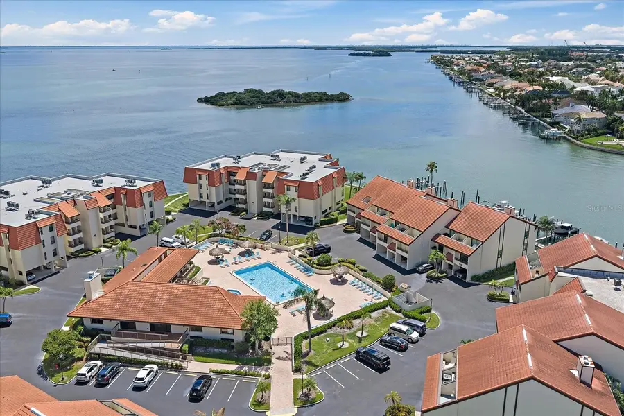 138 1st Street E #201, Tierra Verde, FL 33715 - #3