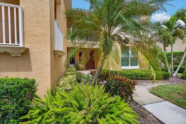 7131 Boca Grove Place #104, LAKEWOOD RANCH, FL 34202