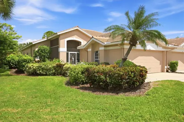 9413 Forest Hills Circle, SARASOTA, FL 34238