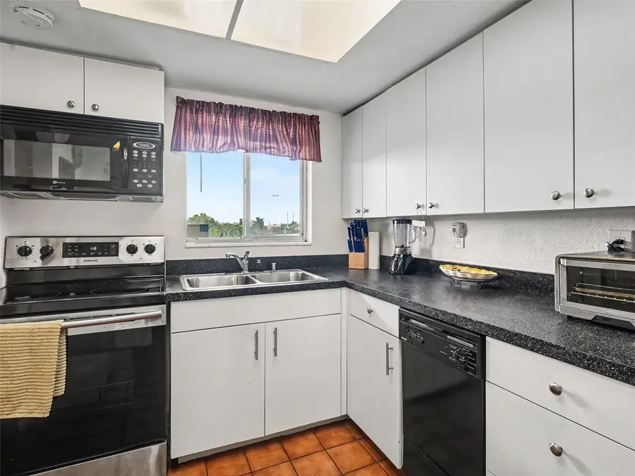 4137 Lake Bayshore Drive #C505, Bradenton, FL 34205 - #3