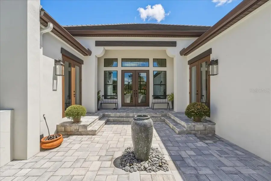 8877 Colonels Court, Sarasota, FL 34240 - #3