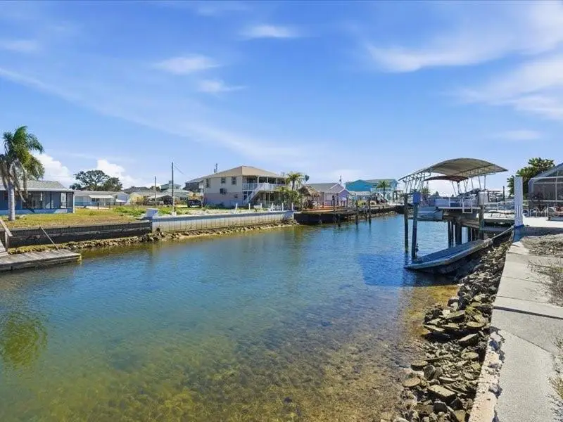 13612 Garris Dr, Hudson, FL 34667 - #2