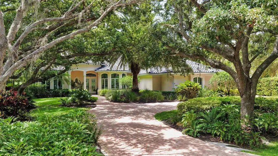 402 Macewen Drive, Osprey, FL 34229 - #3