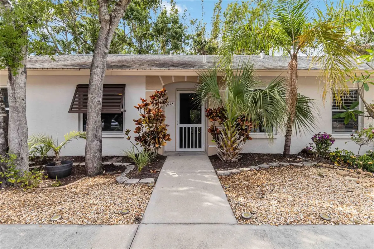 642 N Jefferson Avenue #13, Sarasota, FL 34237 - #1