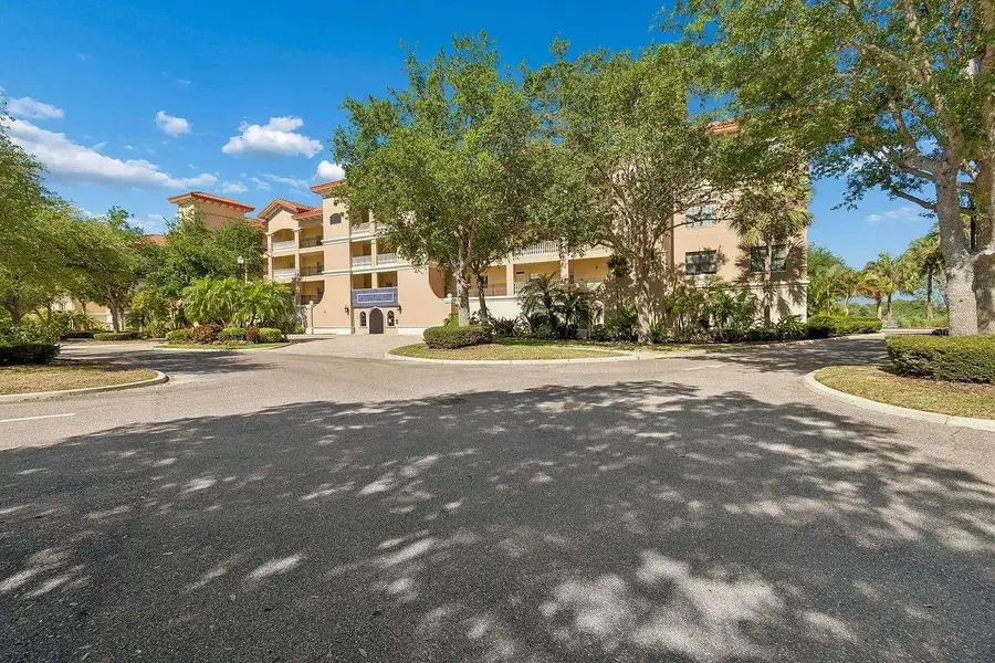 7702 Lake Vista Court #202, Bradenton, FL 34202 - #2
