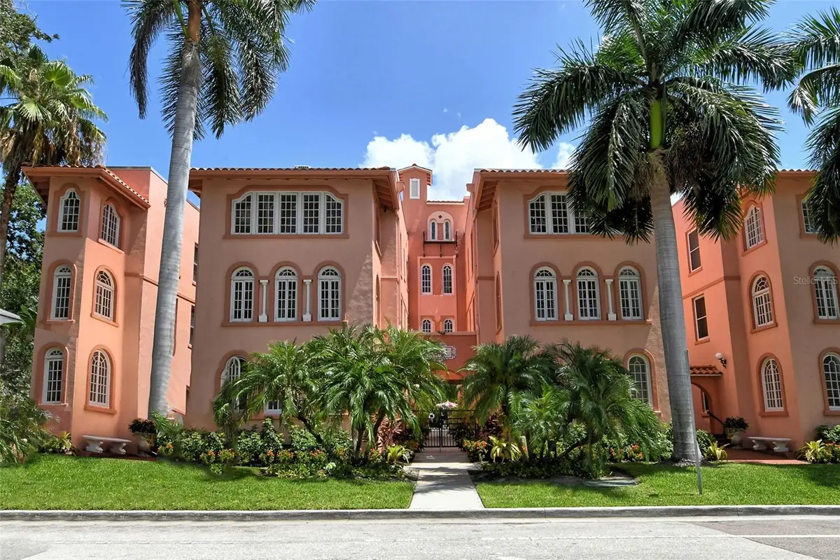 1221 N Palm Avenue #305, Sarasota, FL 34236 - #1
