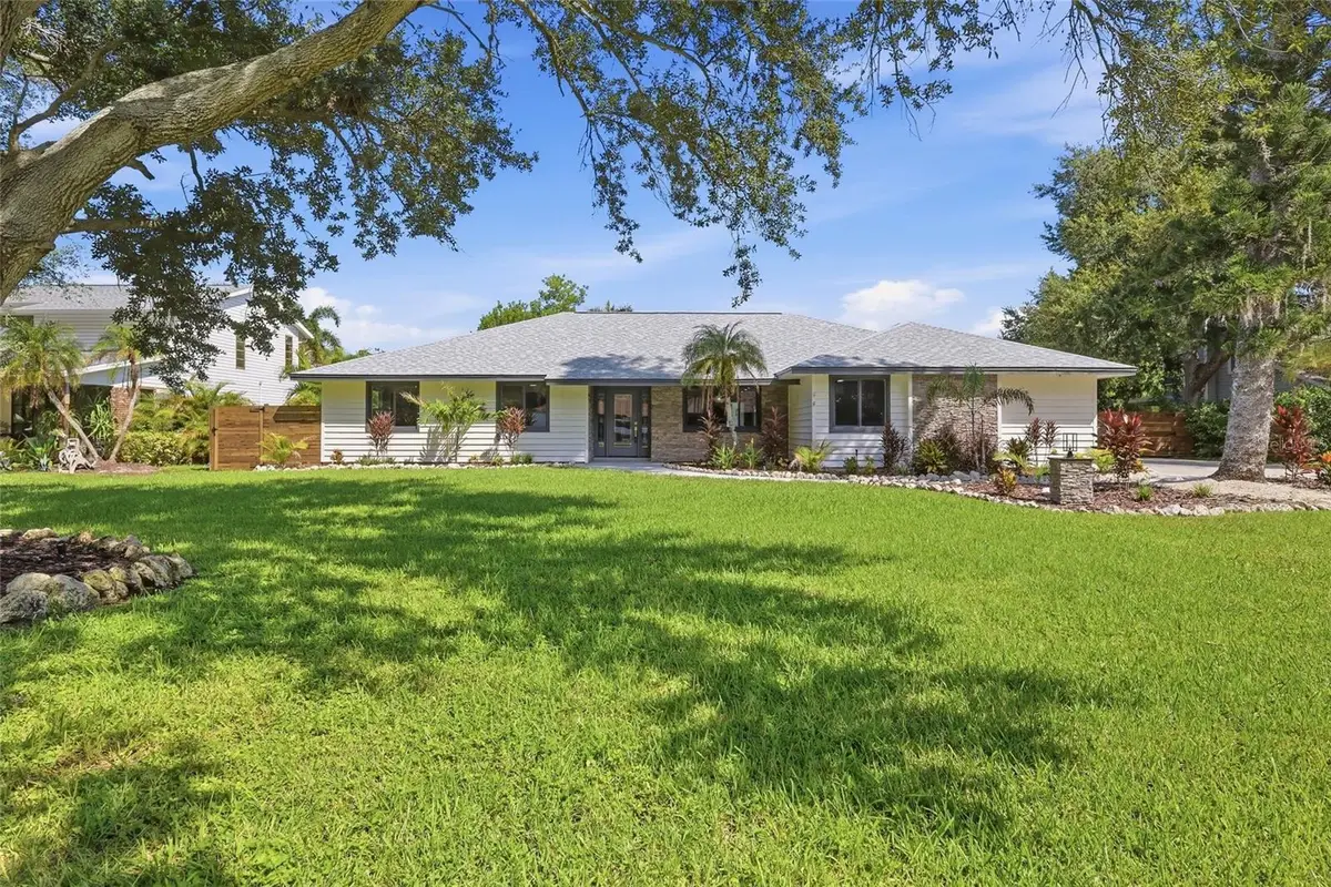 1411 70th Street Nw, Bradenton, FL 34209 - #1