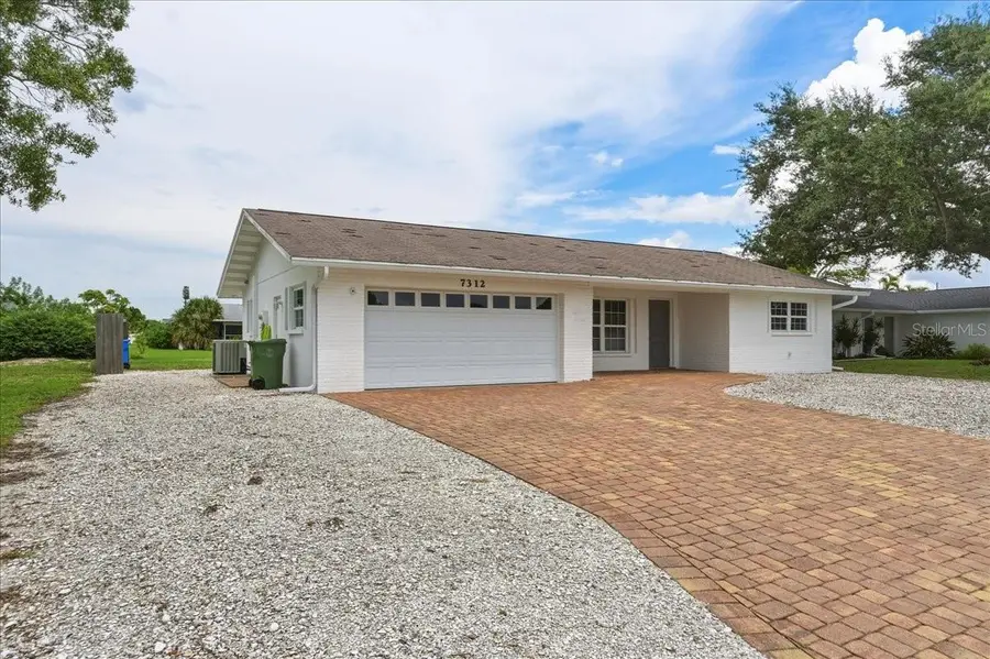 7312 17th Avenue W, Bradenton, FL 34209 - #3