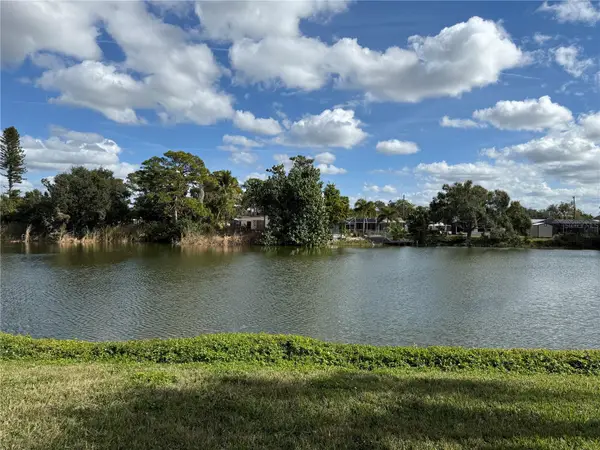 5697 Ashton Lake Drive #6, SARASOTA, FL 34231