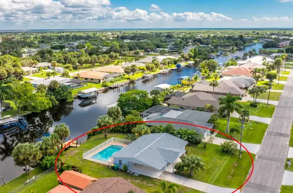18321 Wolbrette Circle, PORT CHARLOTTE, FL 33948