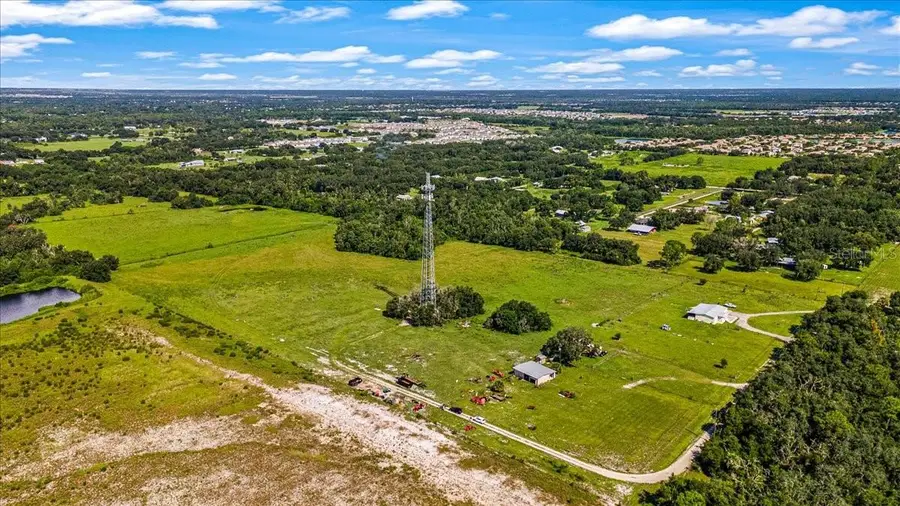 1611 Zipperer Road, Bradenton, FL 34212 - #3