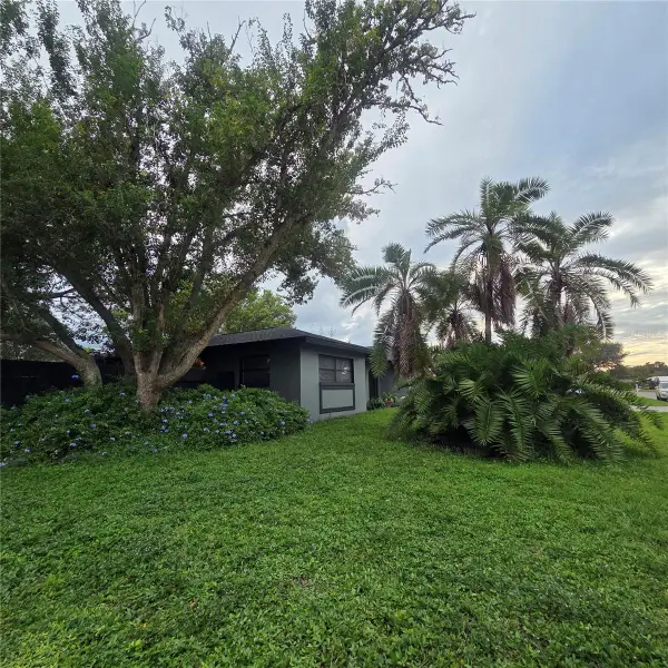 1801 Mid Ocean Circle, SARASOTA, FL 34239