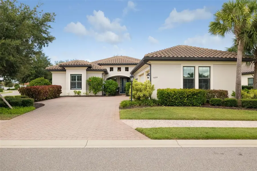 16229 Castle Park Terrace, Lakewood Ranch, FL 34202 - #2