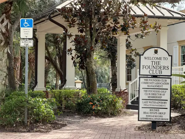 3433 Founders Club Drive, SARASOTA, FL 34240