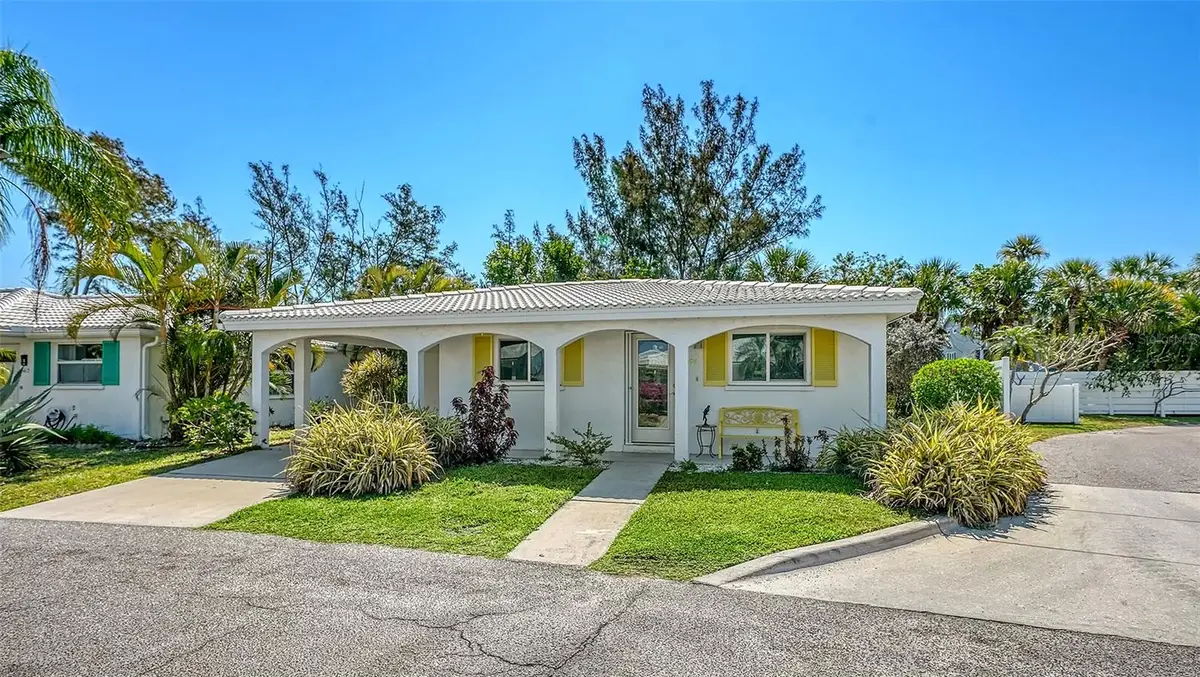554 Spanish Drive S, Longboat Key, FL 34228 - #1