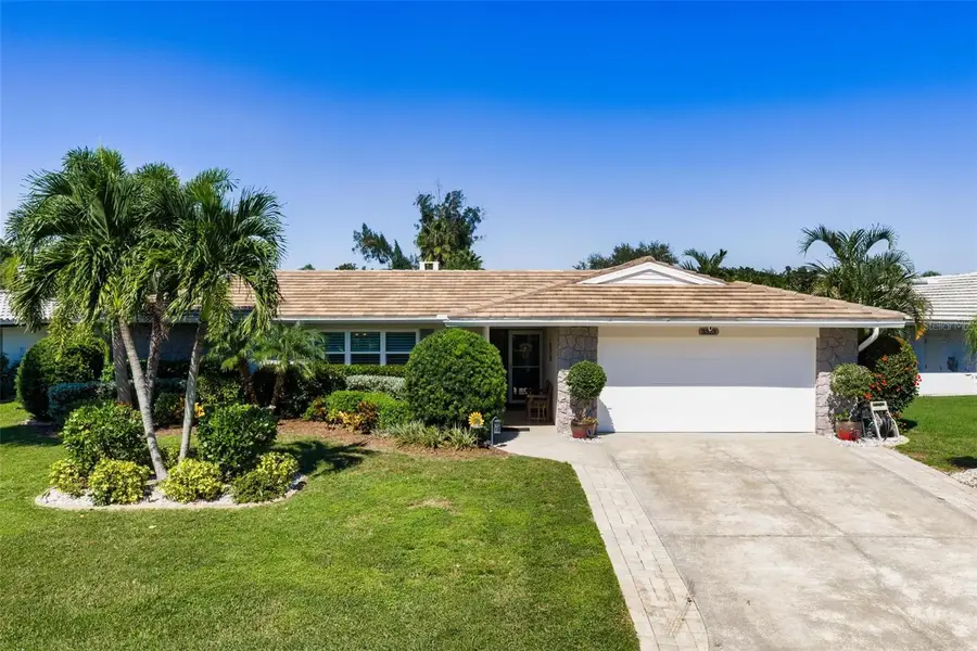 3323 Spring Mill Circle, Sarasota, FL 34239 - #3