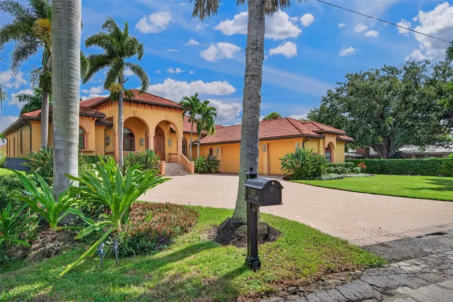 316 W Bay Drive, Venice, FL 34285 - #2