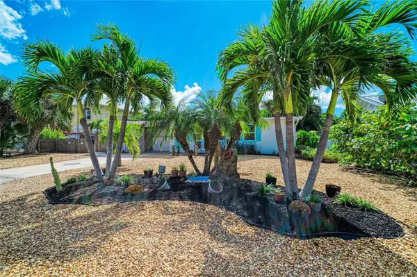 503 Bayview Drive, HOLMES BEACH, FL 34217