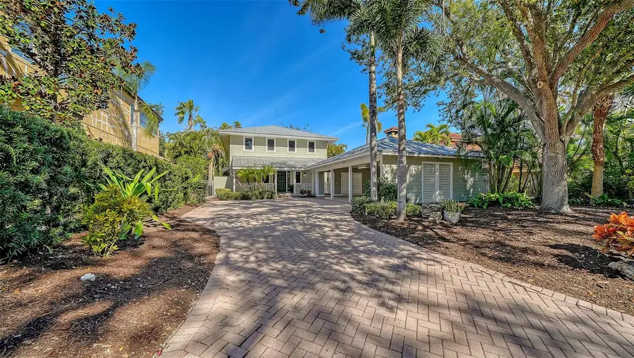 1695 Hyde Park Street, Sarasota, FL 34239 - #3