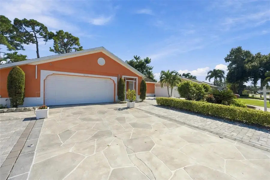6625 Mauna Loa Boulevard, Sarasota, FL 34241 - #3