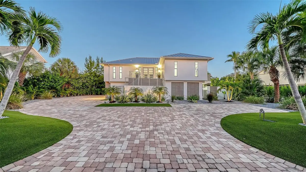 660 Penfield Street, Longboat Key, FL 34228 - #1