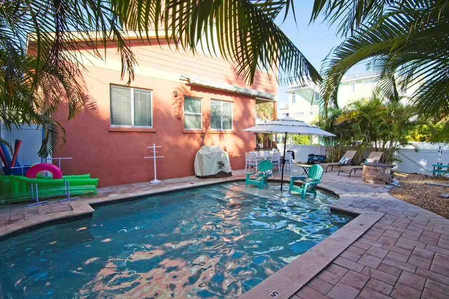 2219 Avenue C, Bradenton Beach, FL 34217 - #2