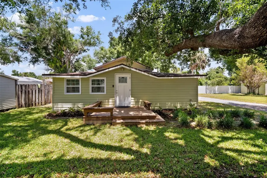 2210 Dixie Avenue, Punta Gorda, FL 33950 - Image #2