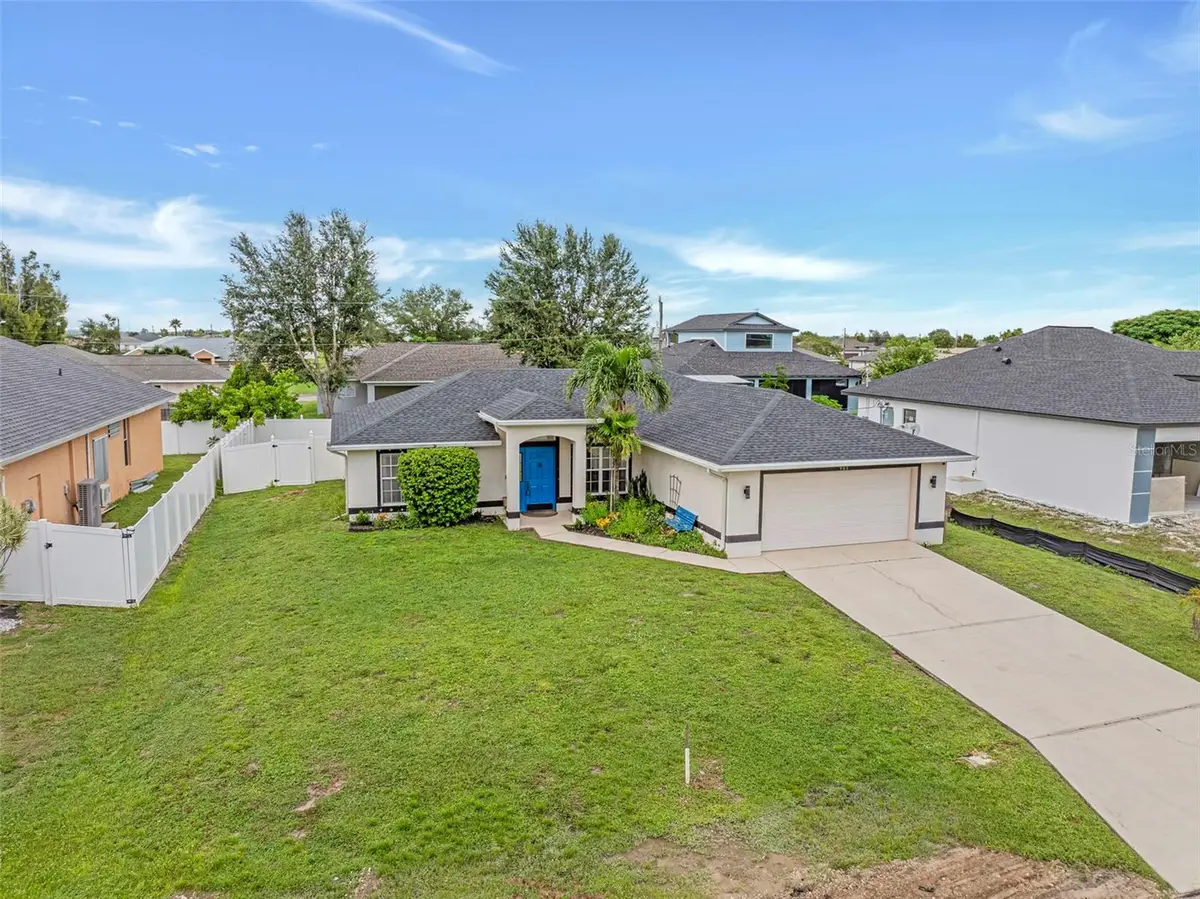 905 NE 17th Street, Cape Coral, FL 33909 - Image #1