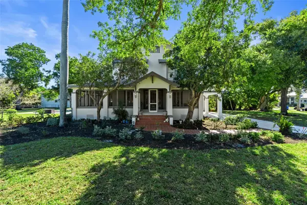 3235 Avocado Drive, FORT MYERS, FL 33901